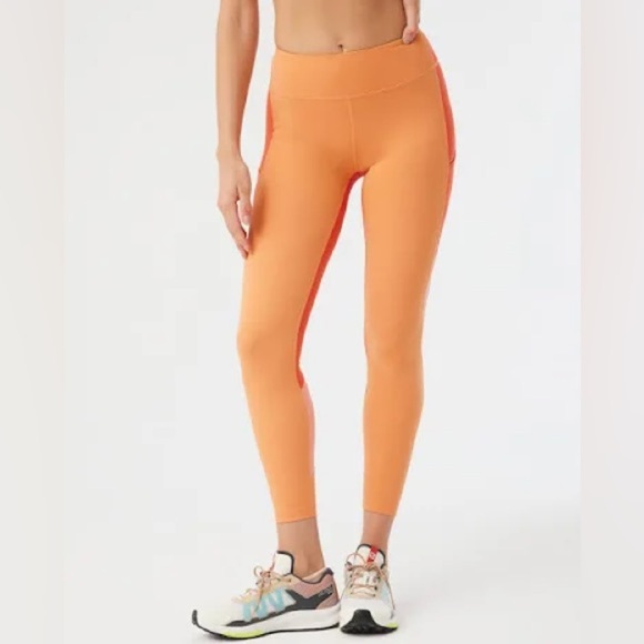 NWT Outdoor Voices Zoom Superform 7/8 Legging Sunstone / Paprika / Peach Size S - Picture 2 of 7